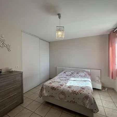 Apartment F2 Les Corallines Entree De Ajaccio (Corsica)